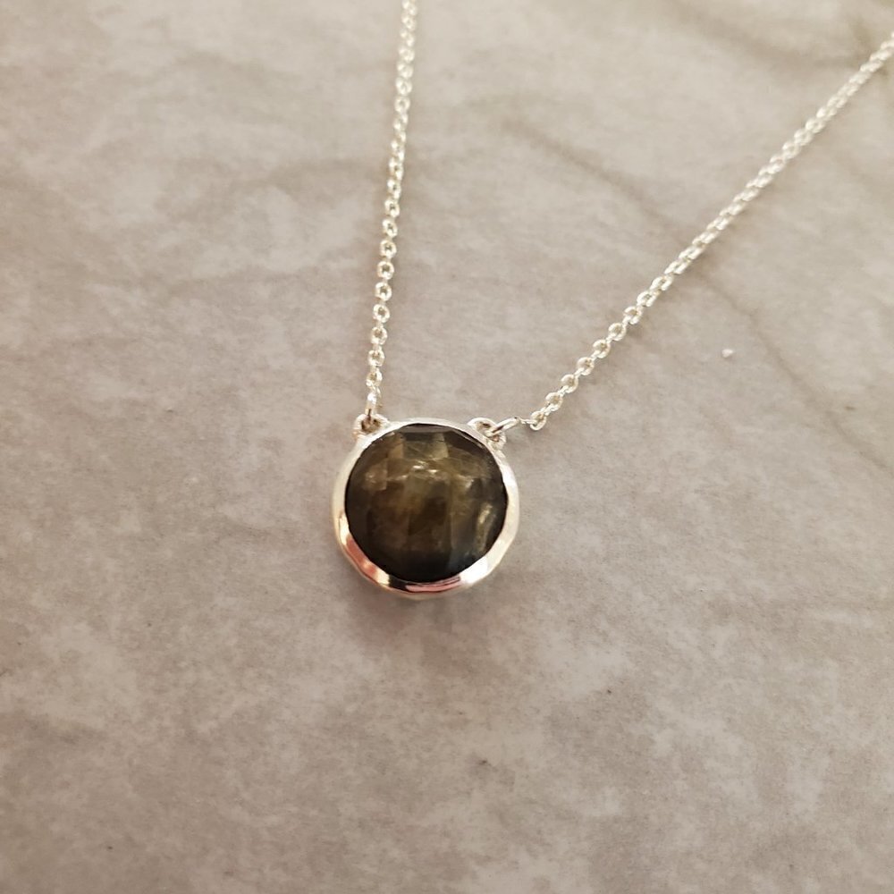 ✨ Stella and Dot Rhinestone Pendant Necklace ✨ - Picture 3 of 10